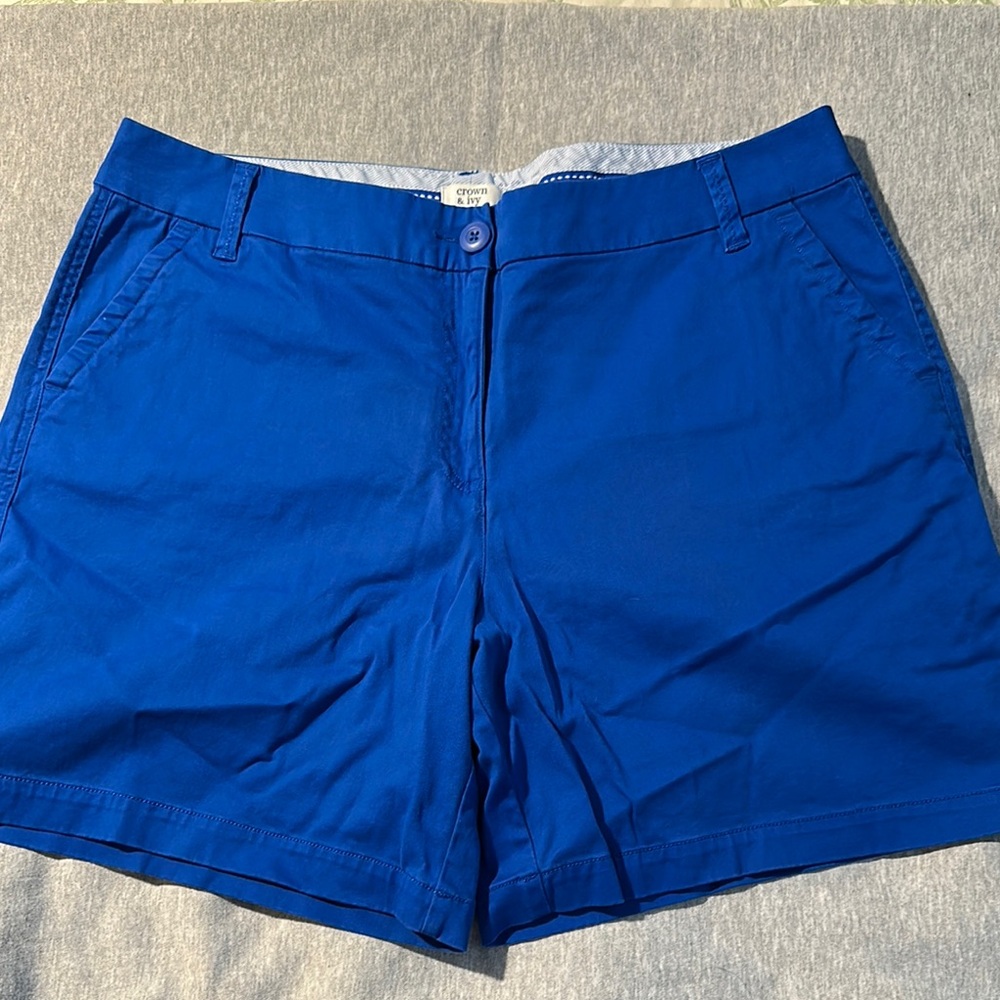 Crown & Ivy Blue Bermuda Shorts Tailored Fit